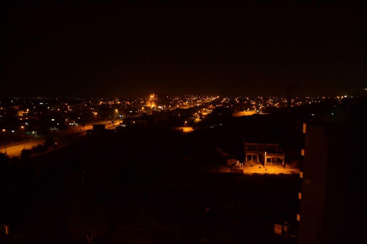 Divine Hotel Rawalpindi Bagian luar foto